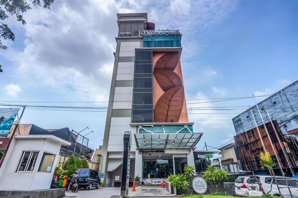 任柏爪哇莲花酒店 Jembel 外观 照片